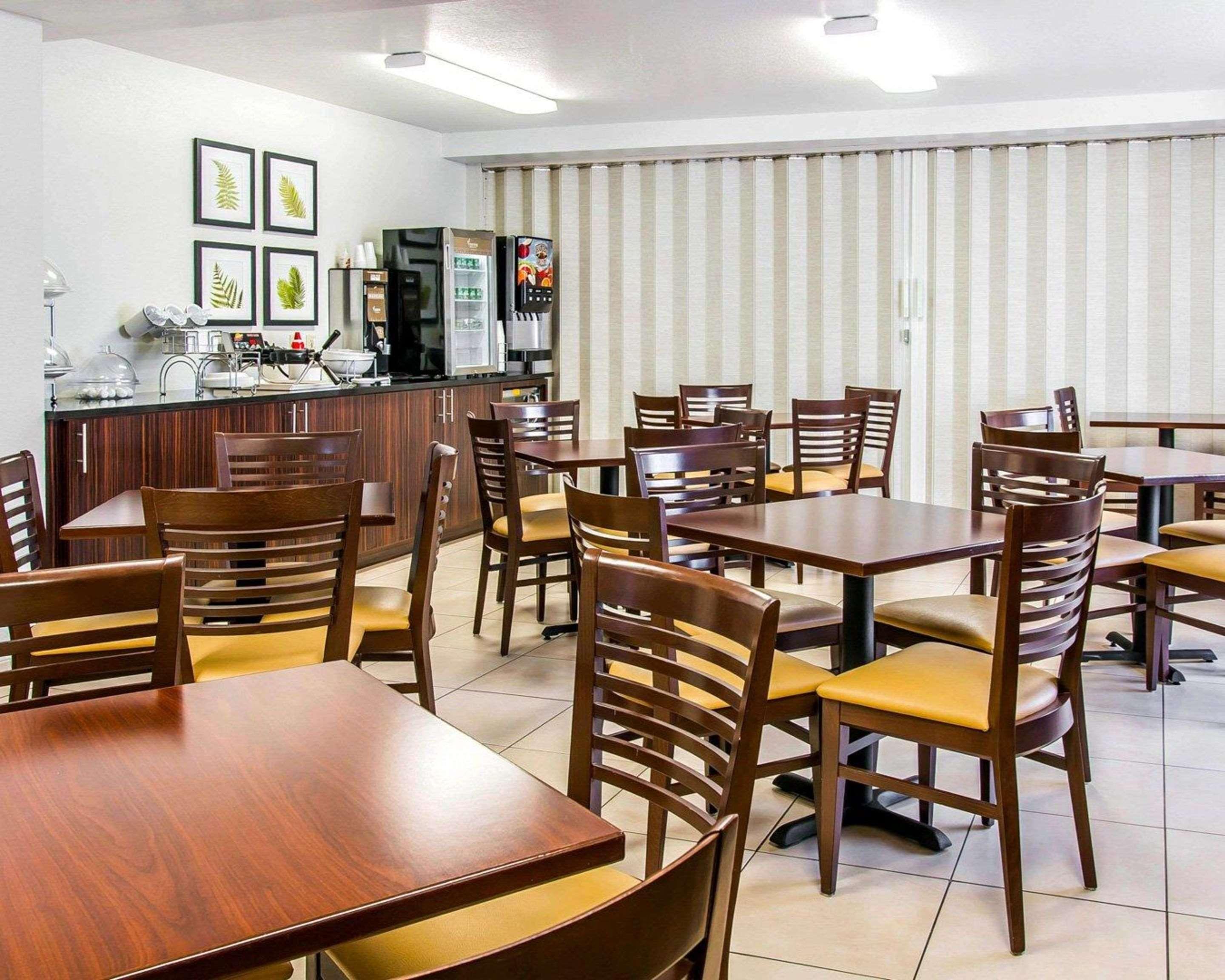 Sleep Inn Мидланд Екстериор снимка