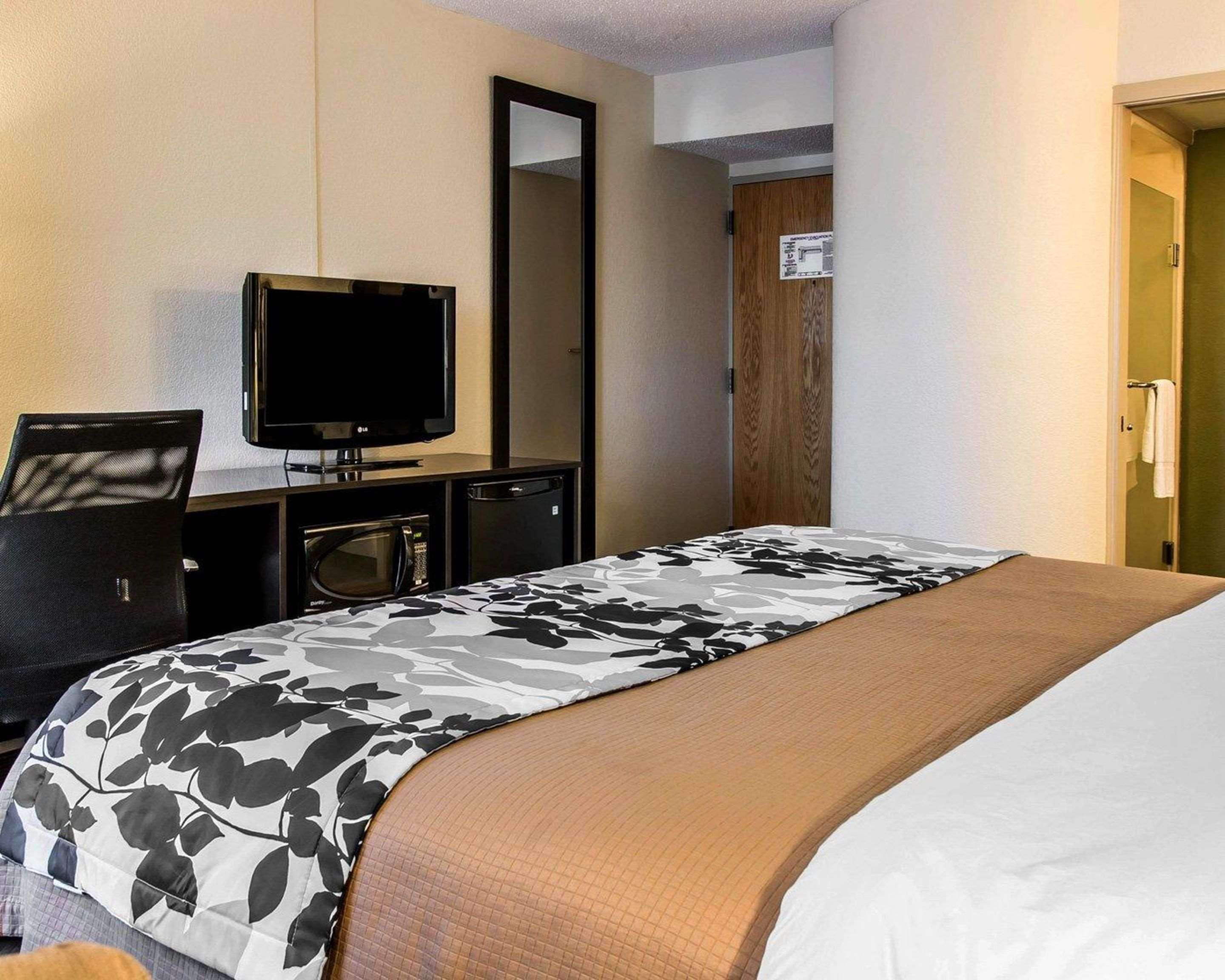 Sleep Inn Мидланд Екстериор снимка