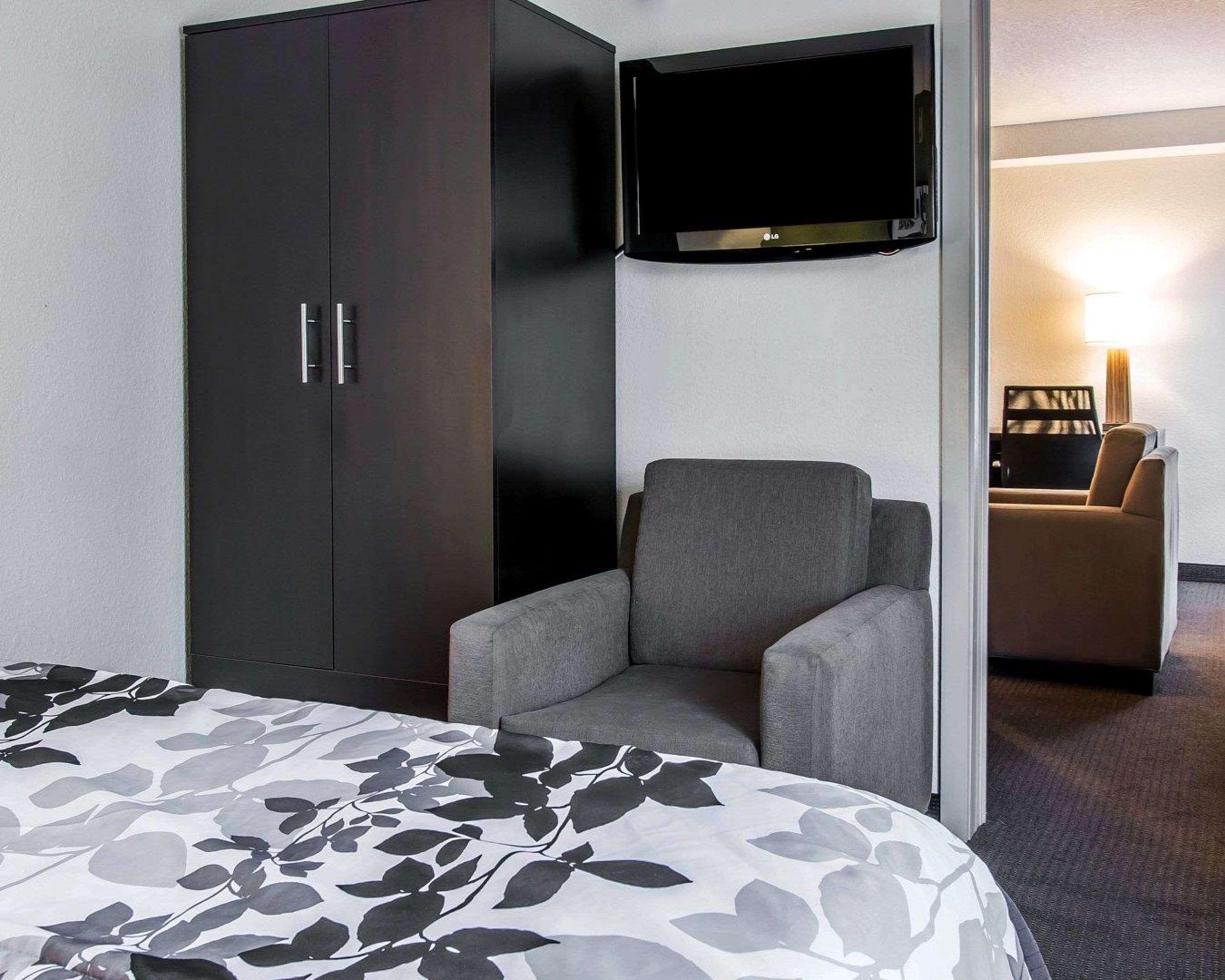 Sleep Inn Мидланд Екстериор снимка